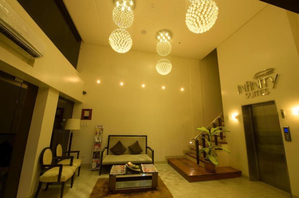 Infinity Suites Davao Exterior foto